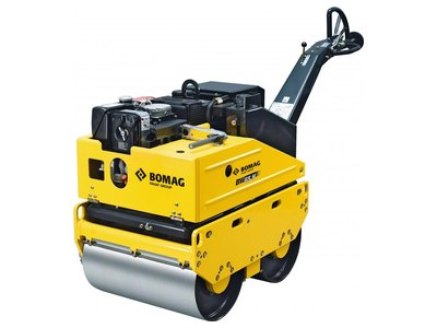 Rouleau compacteur 65 cm à guidage manuel